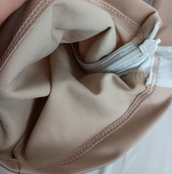 2/$30 HM Relaxed Butterly Pink Blush White Track Active Pants (#389) - Picture 8 of 11